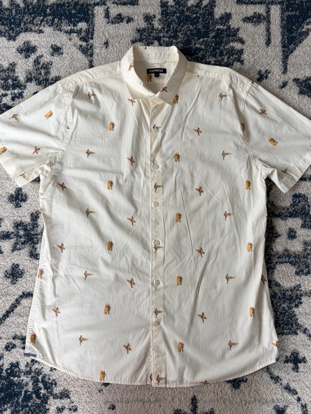 Express Short Sleeve Button-Up Shirt Men’s LARGE
